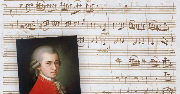 Wolfgang Amadeus Mozart - manuscrit musical autographe pour la Sérénade en ré majeur K.185/167a. Vente 28, lot 231. © Collections – Aristophil